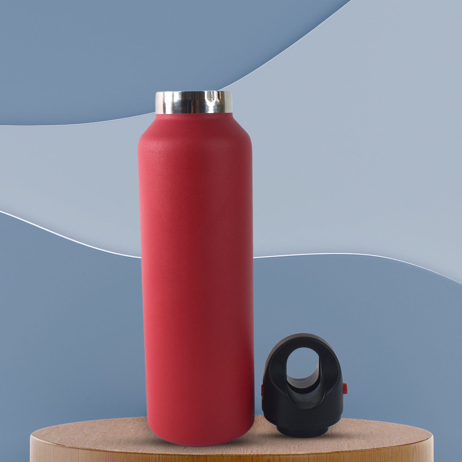 Vacuum Insulated Stainless Steel Water Bottle (630 ML) Vacuum Insulated Stainless Steel Water Bottle (630 ML)